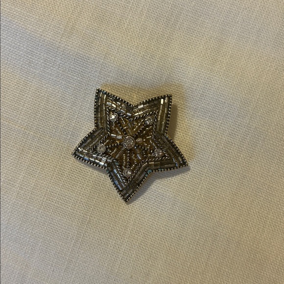 Christmas Star brooch. - Picture 4 of 4